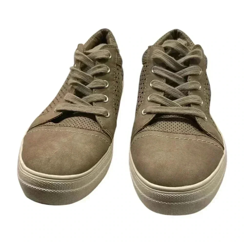 Soda Tie shoes Worn once